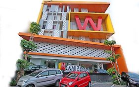 The Win Hotel Surabaya